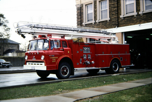 Photo of King-Seagrave serial 73009, a 1973 Ford pumper of the Cambridge Fire Department in Ontario.