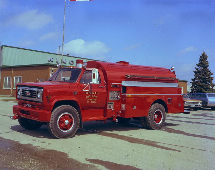 King-Seagrave delivery photo of serial 73020, a 1974 Chevrolet tanker of the Windham Township Fire Department in Ontario.